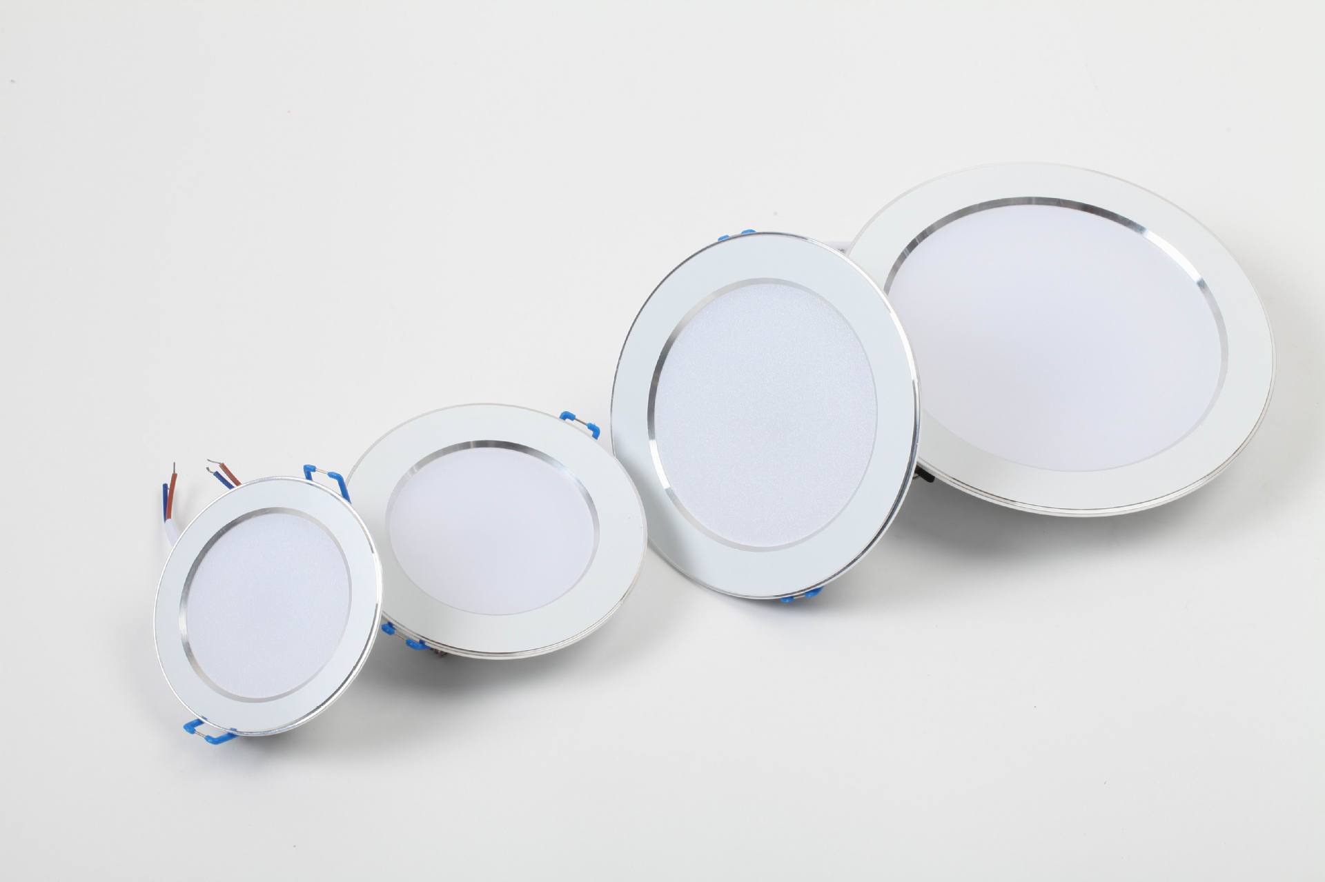 Straw Hat LED Natural White Application
